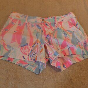 Lilly Pulitzer Floral Callahan Shorts – Size 16     (SH125)